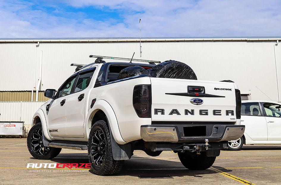 FORD RANGER ASSAULT GLOSS BLACK MILLED ACCENTS
